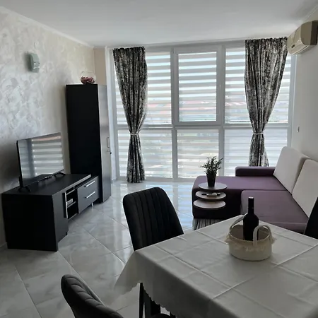 Appartamento With Pool In Atlantis *